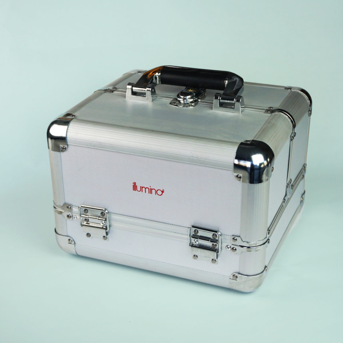 ILLUMINO® ALUMINUM LASH CASE